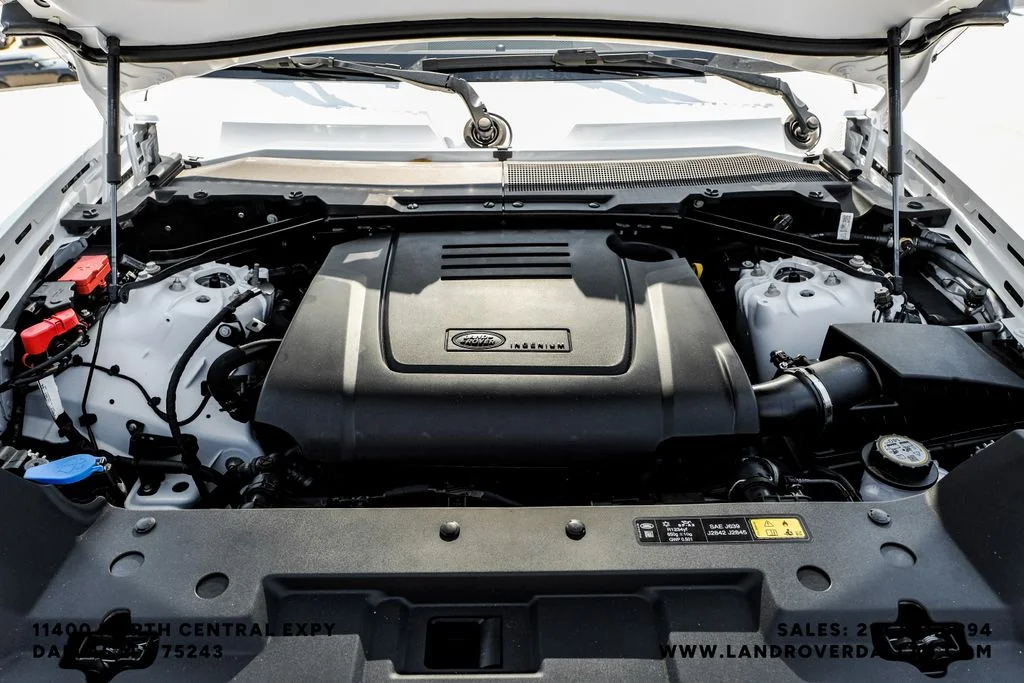 New 2026 Fuji White Land Rover S image 36