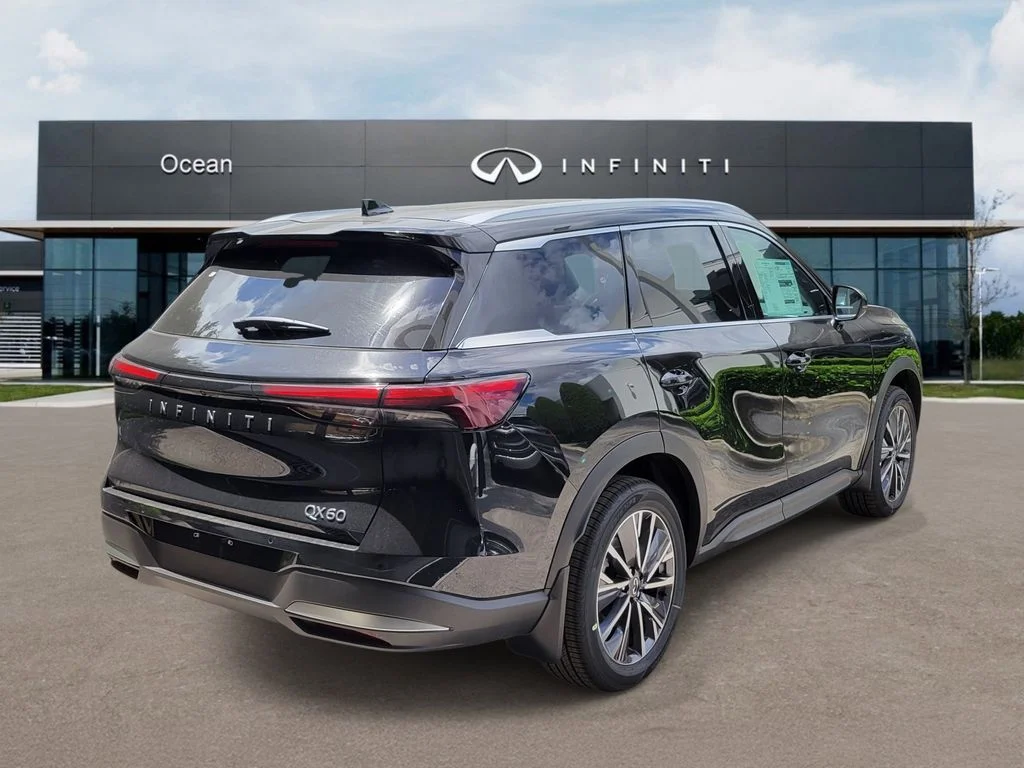 New 2027 Black INFINITI LUXE image 3