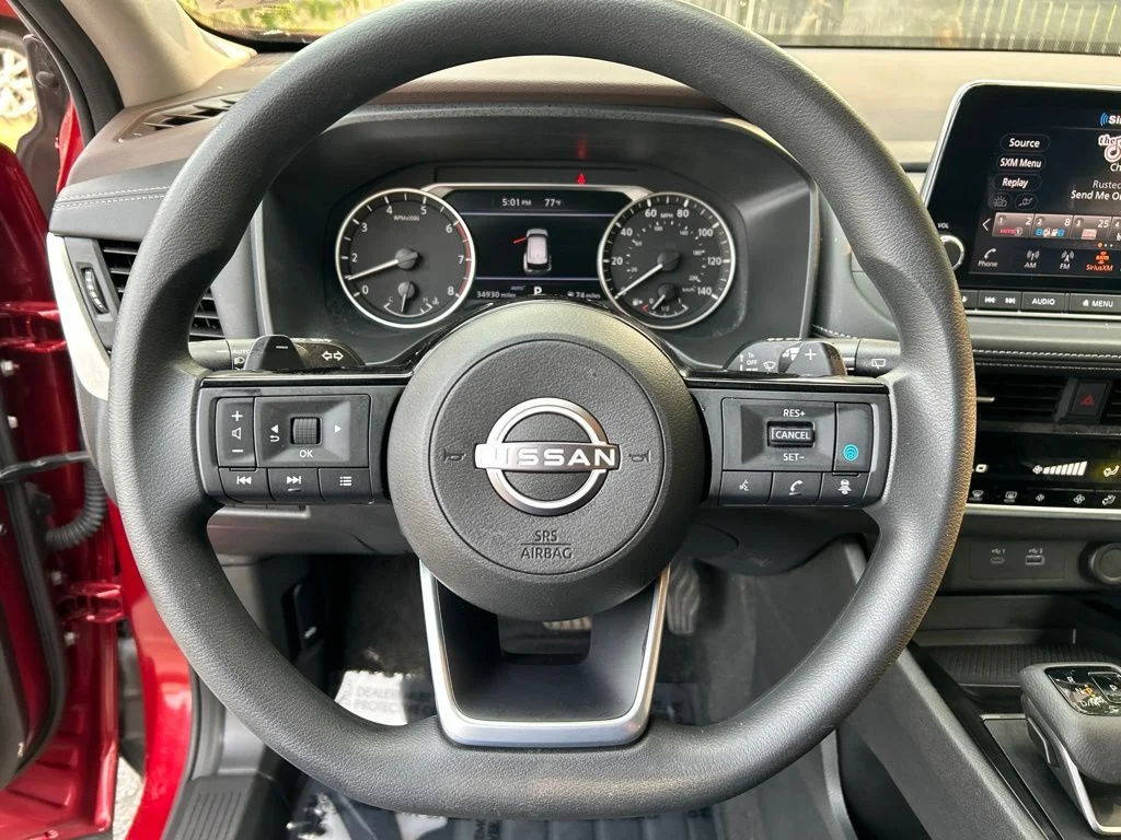 Used 2023 Red Nissan SV image 17