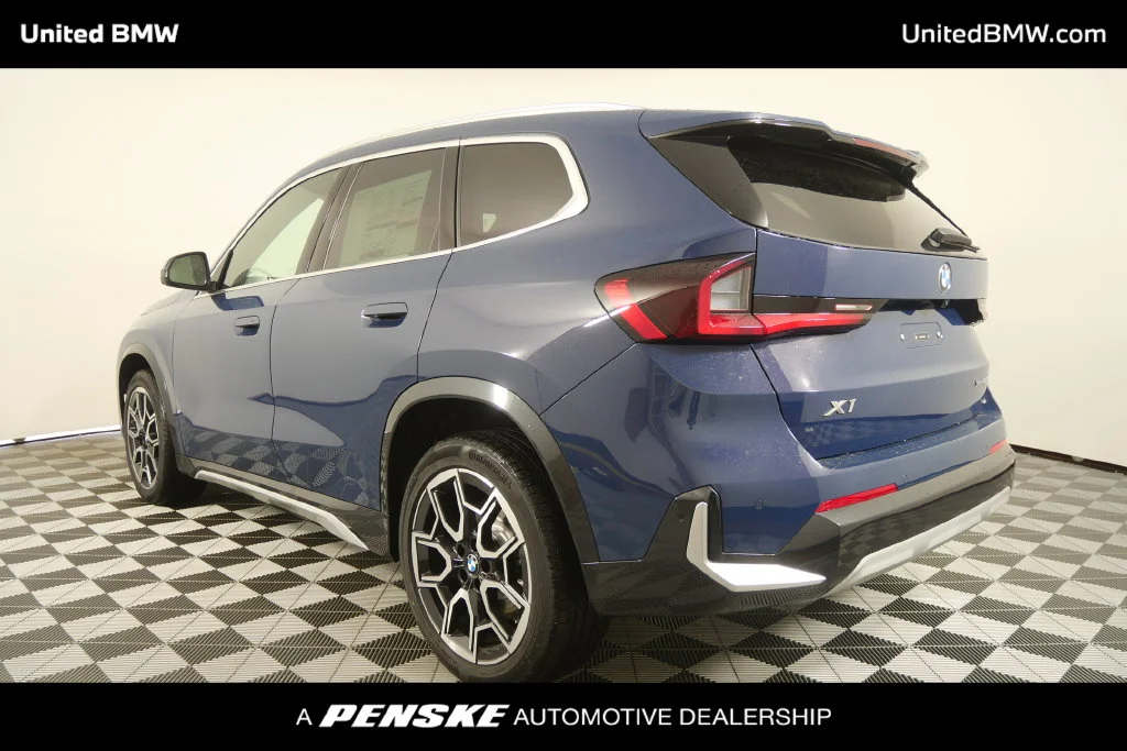 New 2027 Night Dusk Blue Metallic BMW xDrive28i image 6