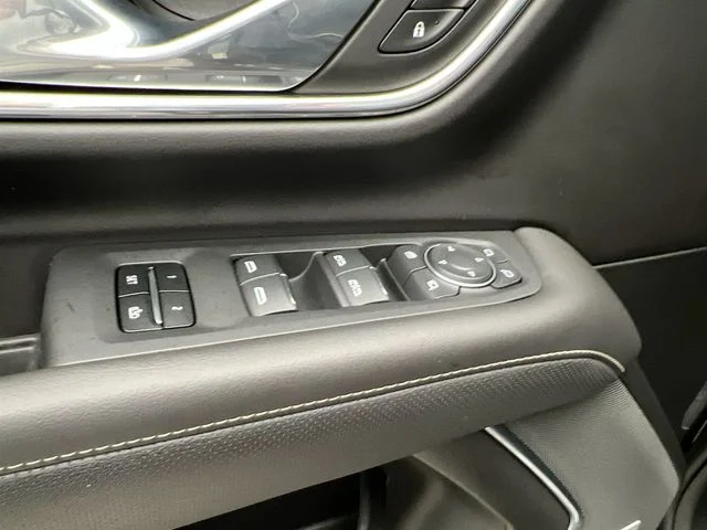 2023 Chevrolet Tahoe Premier - Photo 23