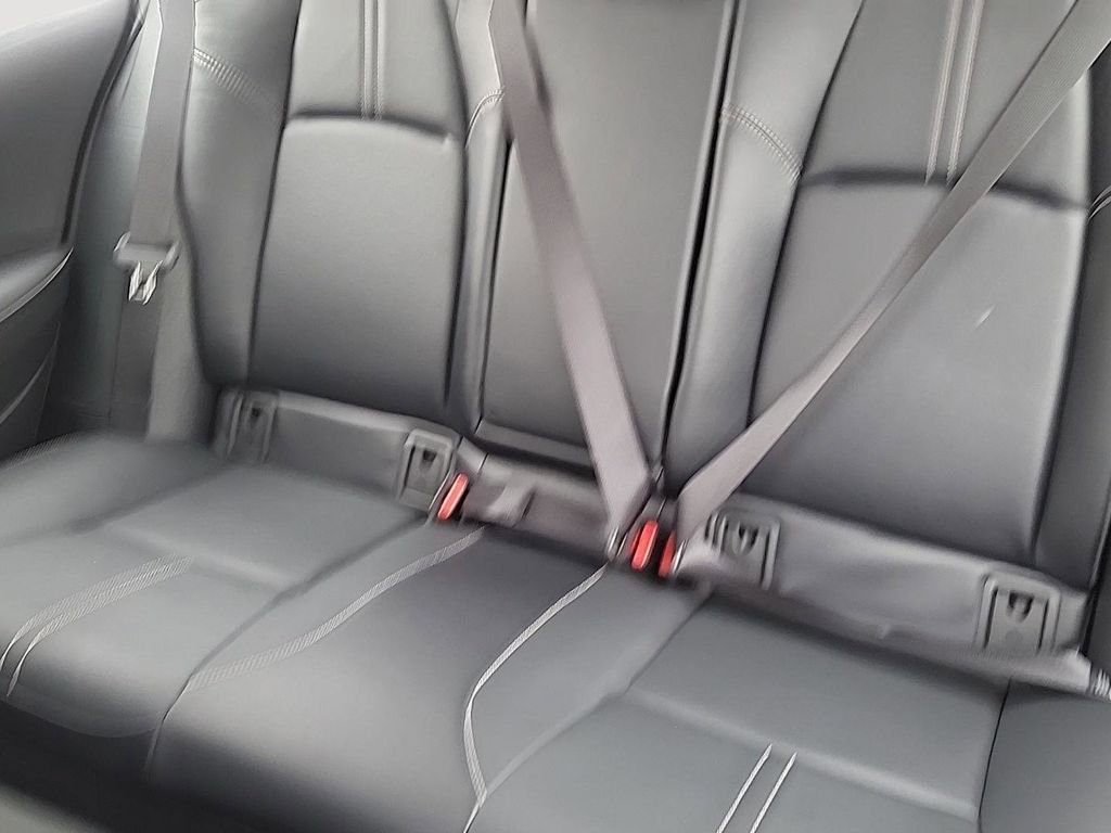 2026 Toyota Corolla XLE - Photo 19