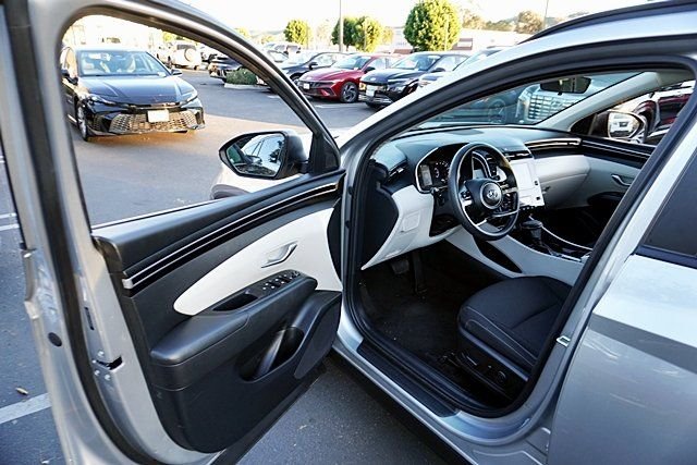 Used 2024 Silver Hyundai SEL image 35