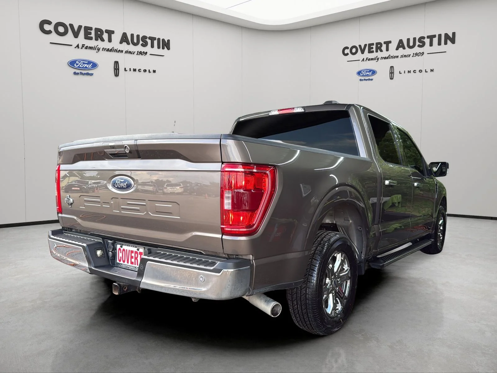 Used 2021 Gray Ford XLT image 5