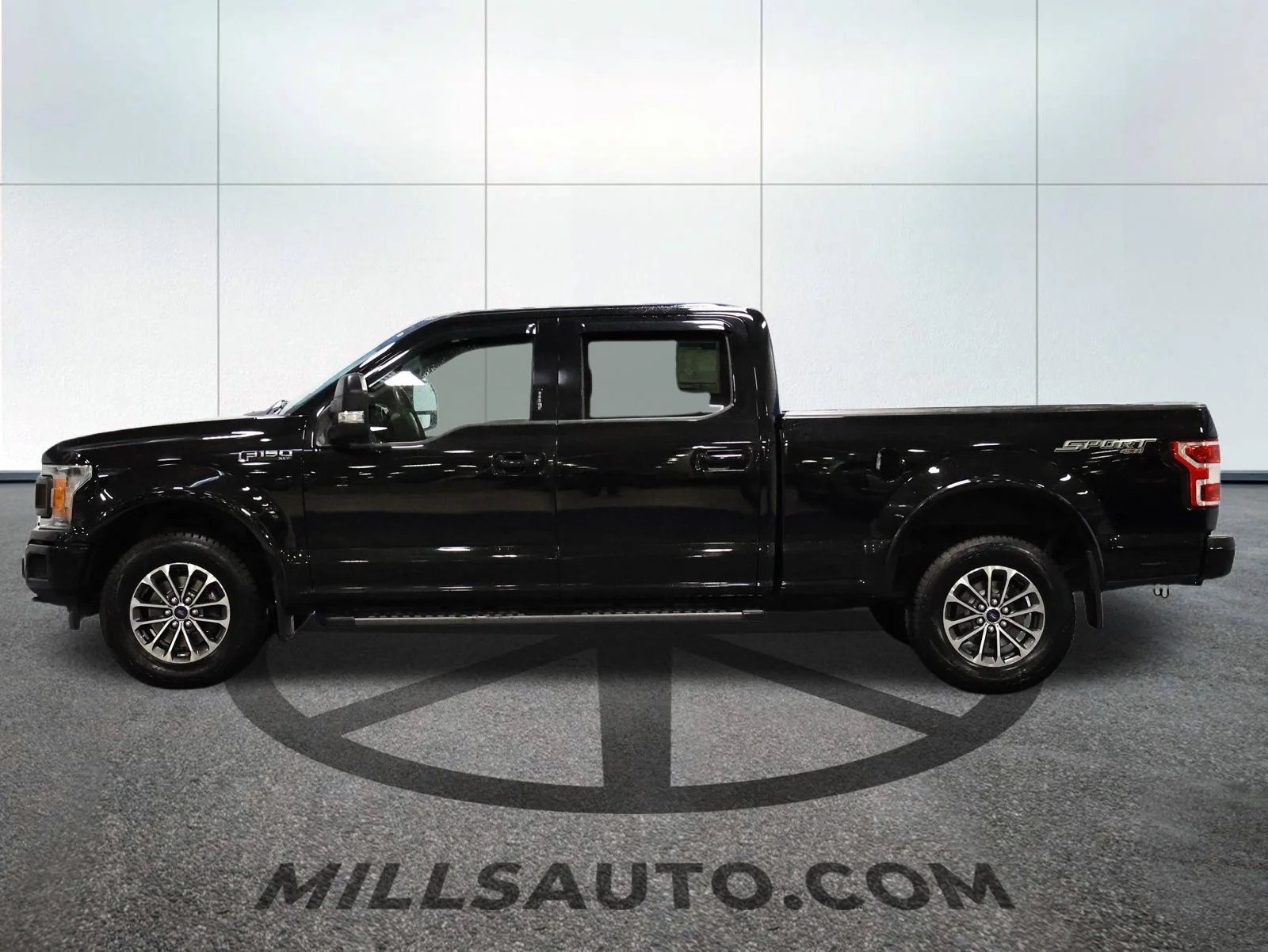 Certified Used 2018 Shadow Black Ford XLT image 3