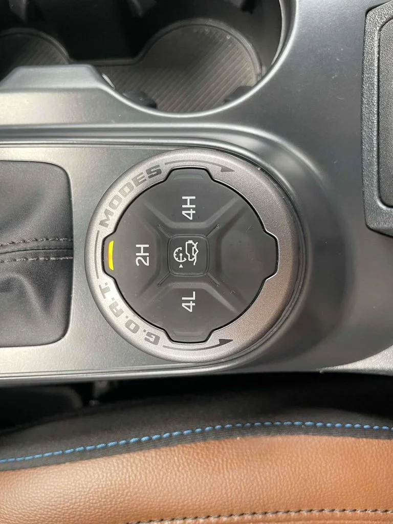 Certified Used 2024 Gray Ford Outer Banks image 23