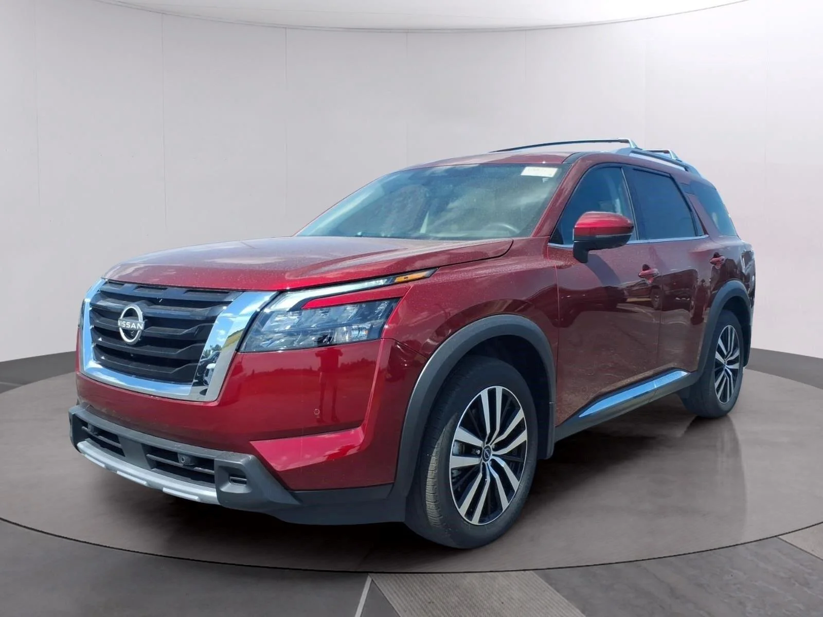 Used 2025 Scarlet Ember Tintcoat Nissan Platinum image 1
