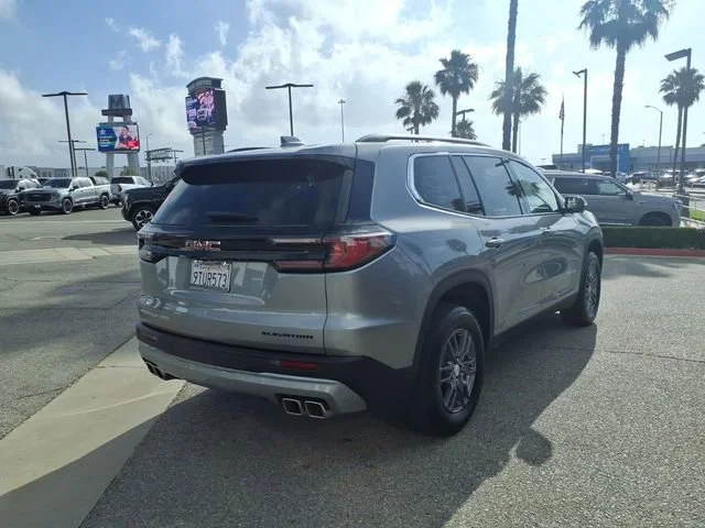 Used 2025 Sterling Metallic GMC Elevation image 4