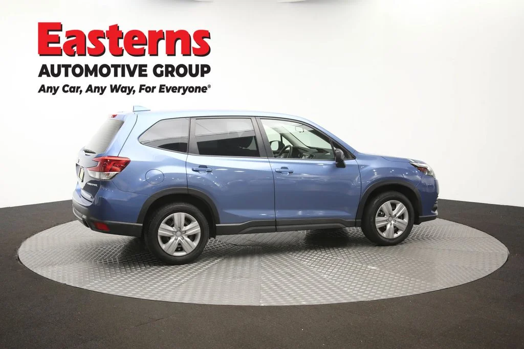 Used 2022 Blue Subaru Base image 43