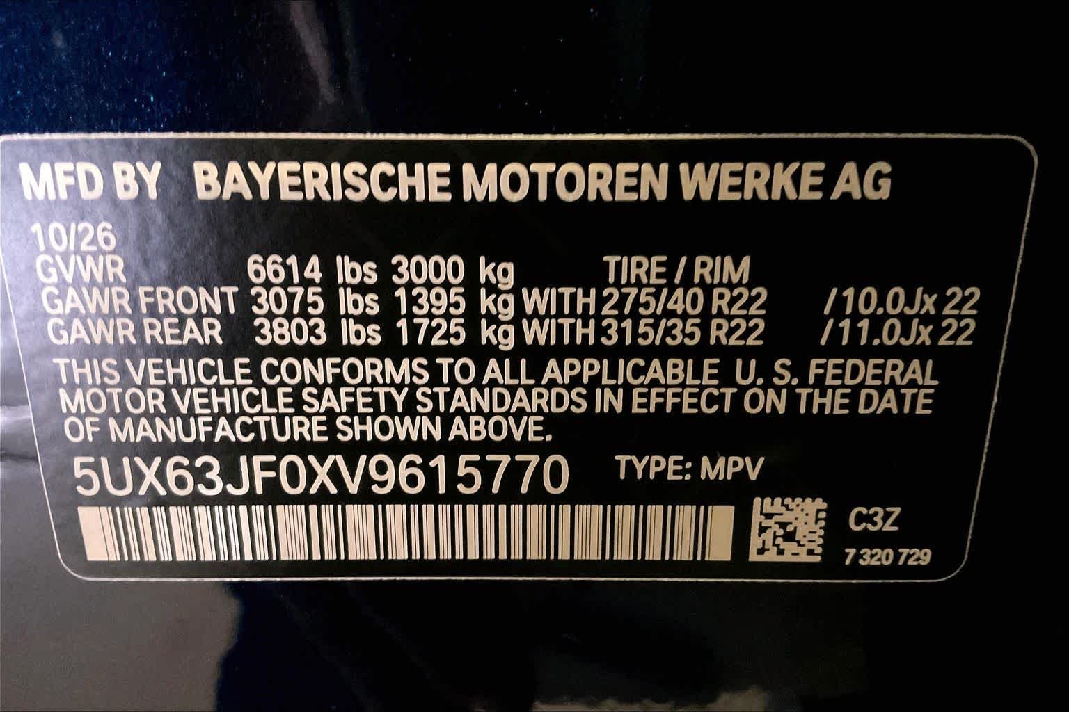 New 2027 Tanzanite Blue II Metallic BMW 40 xDrive image 18