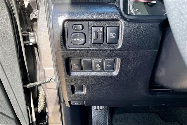 Certified Used 2022 MAGNETIC GRAY MET. Toyota  image 31