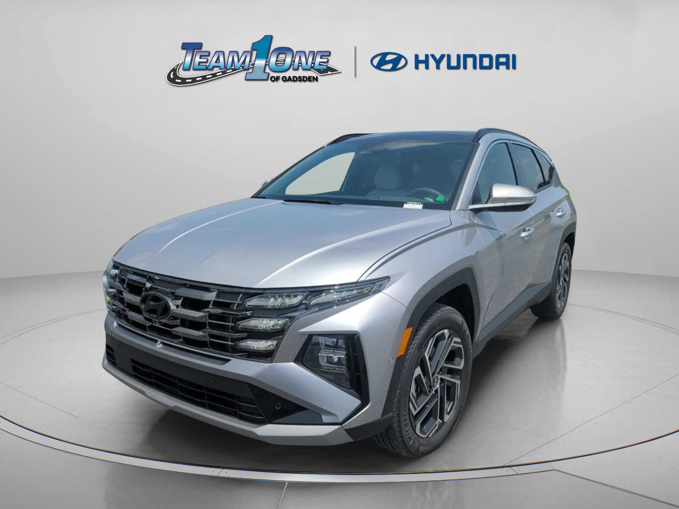New 2026 Shimmering Silver Hyundai Limited image 4