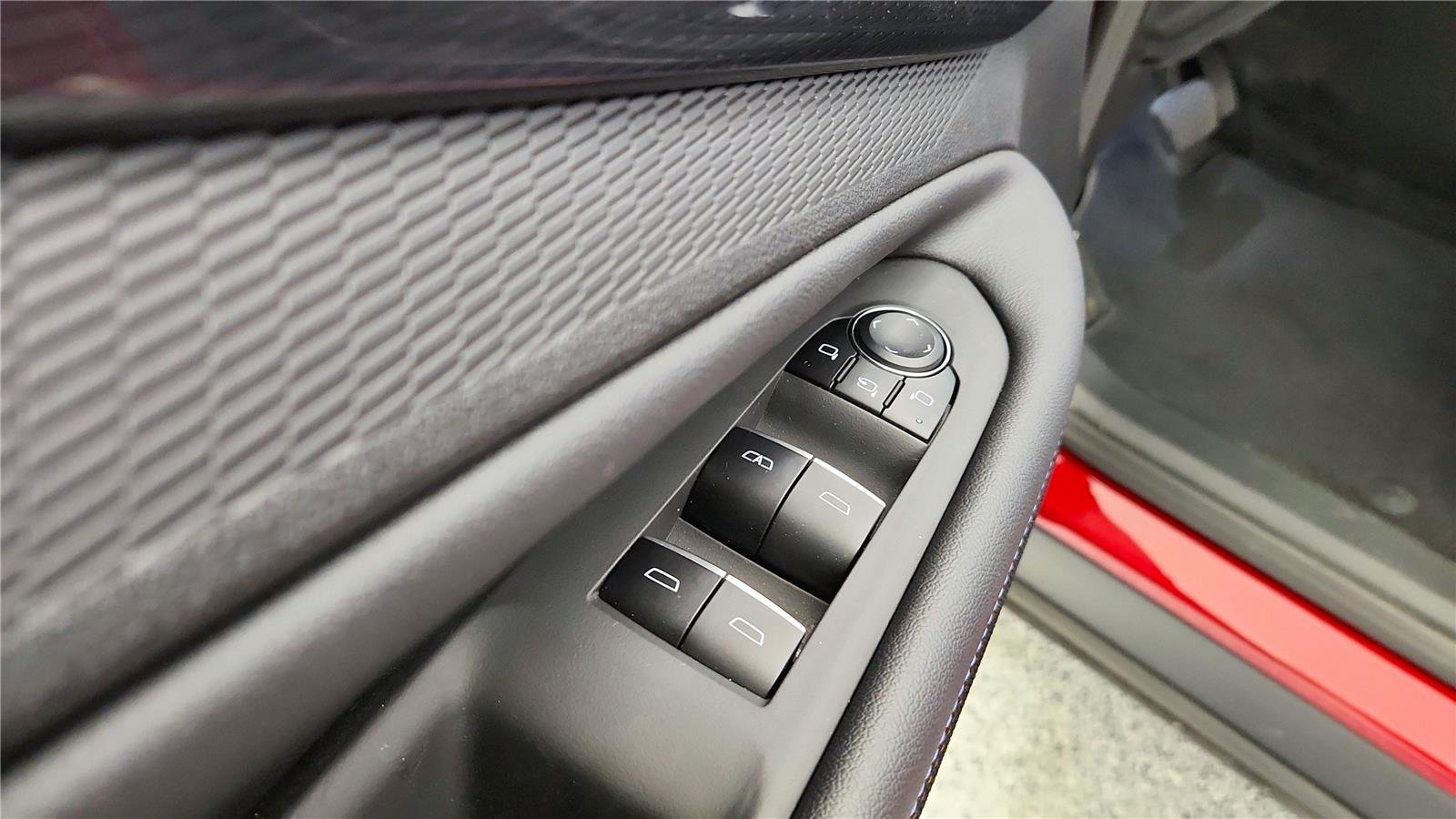 2025 Chevrolet Blazer EV RS - Photo 30