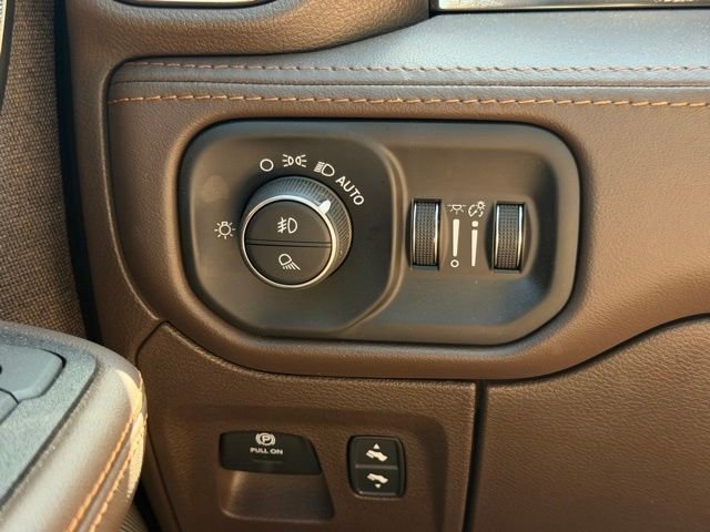 2025 RAM Ram 1500 Pickup Limited Longhorn - Photo 33