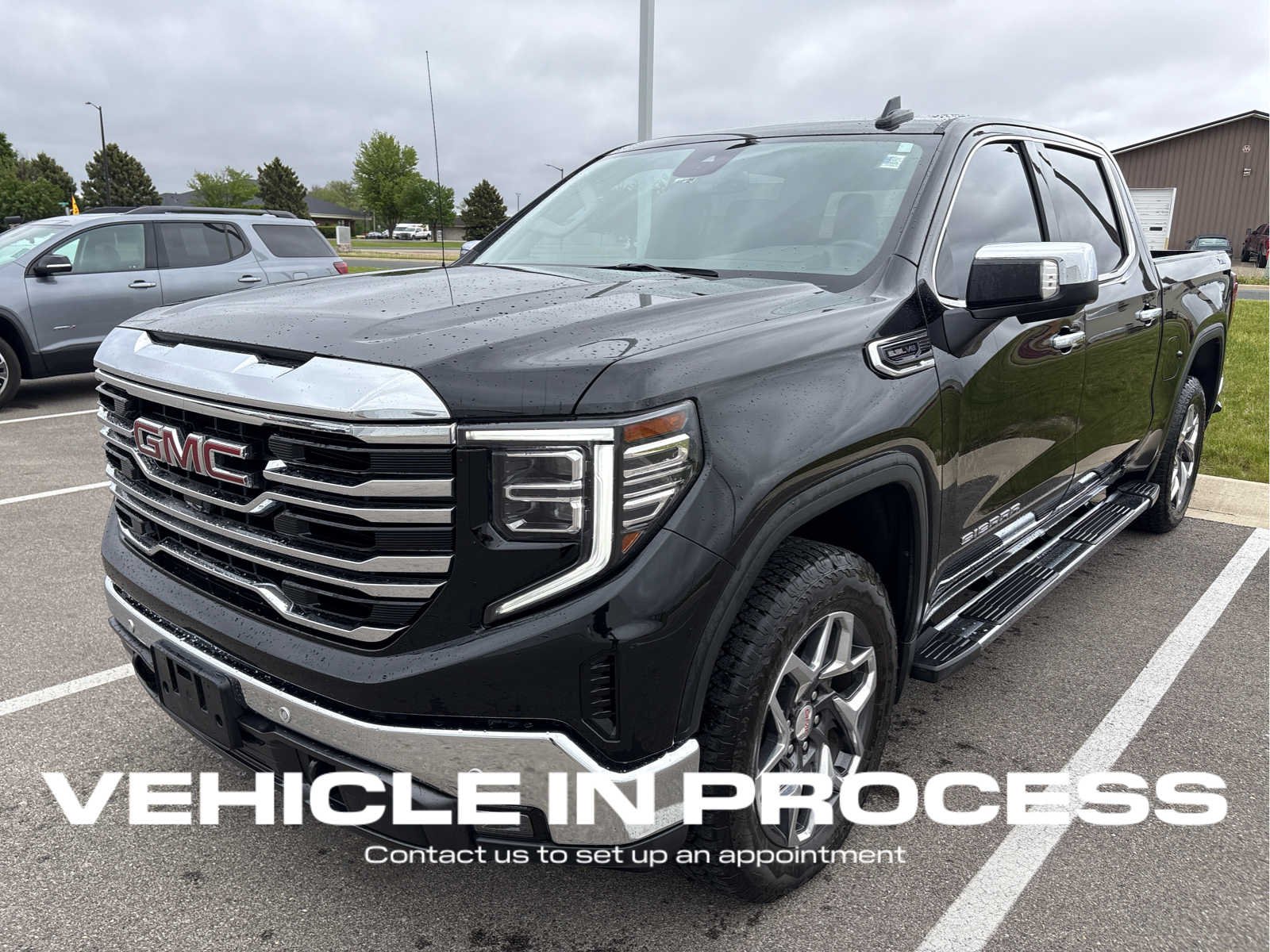 2024 GMC Sierra 4WD Crew Cab Short Box SLT's photo