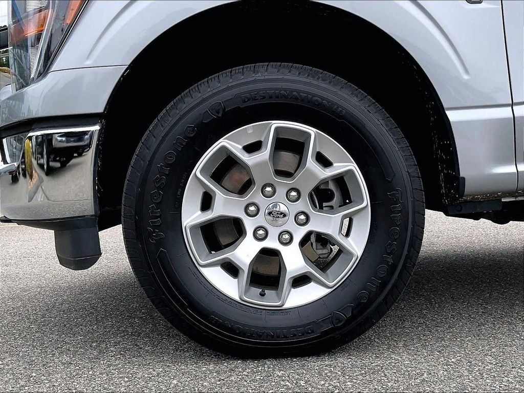 Used 2023 Silver Ford XLT image 7