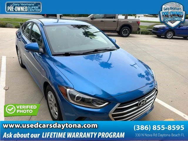 Used 2017 Blue Hyundai SE image 1