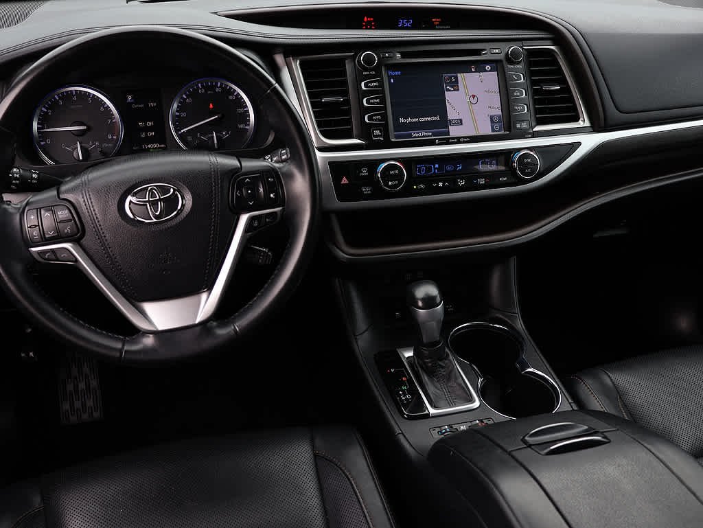 Used 2018 Predawn Gray Mica Toyota Limited image 15