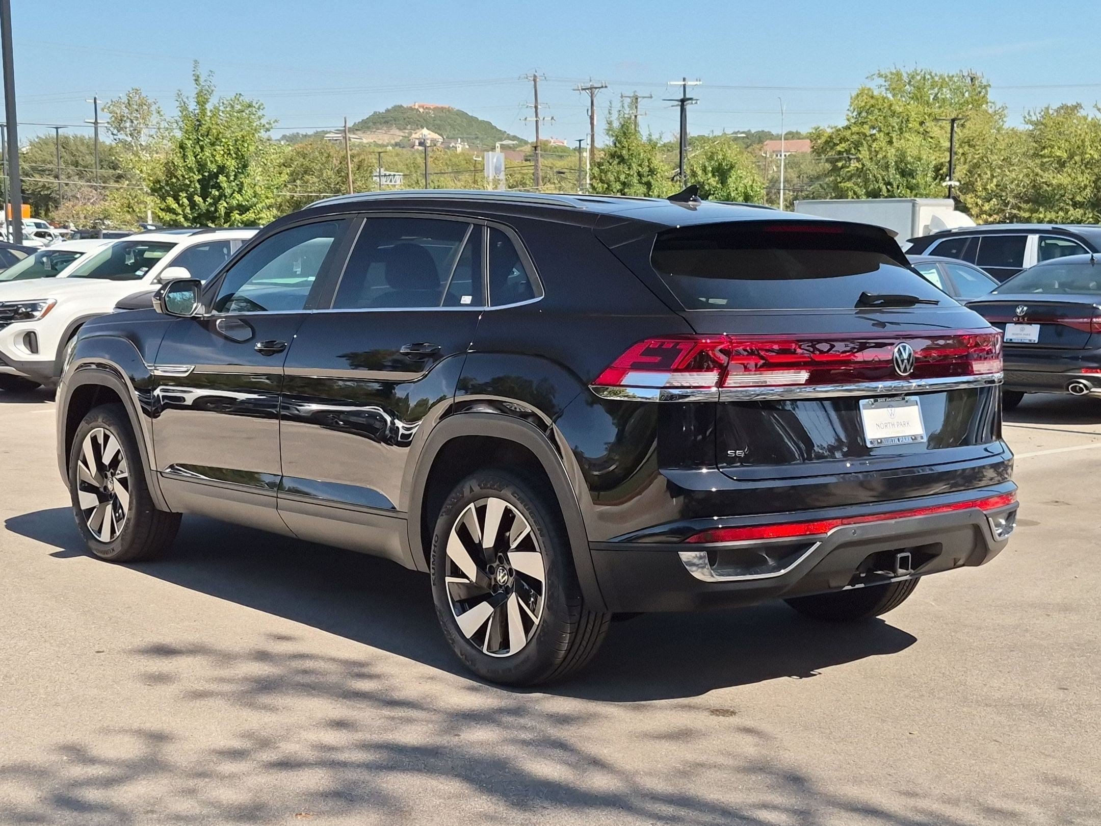 New 2026 Deep Black Pearl Volkswagen 2.0T SE w/Technology image 5