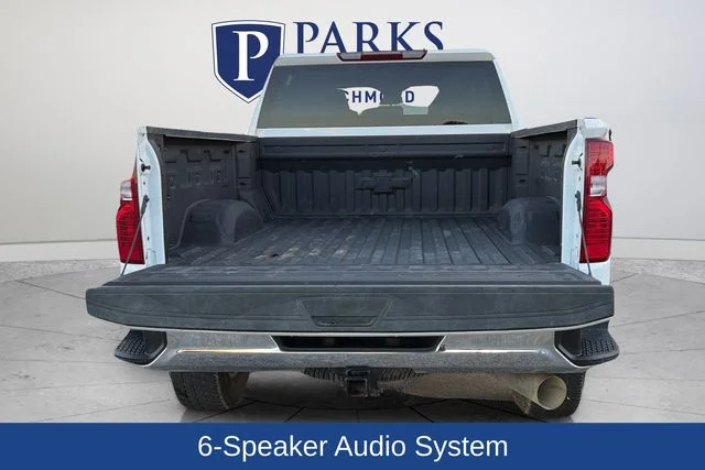 Used 2025 White Chevrolet LT image 19