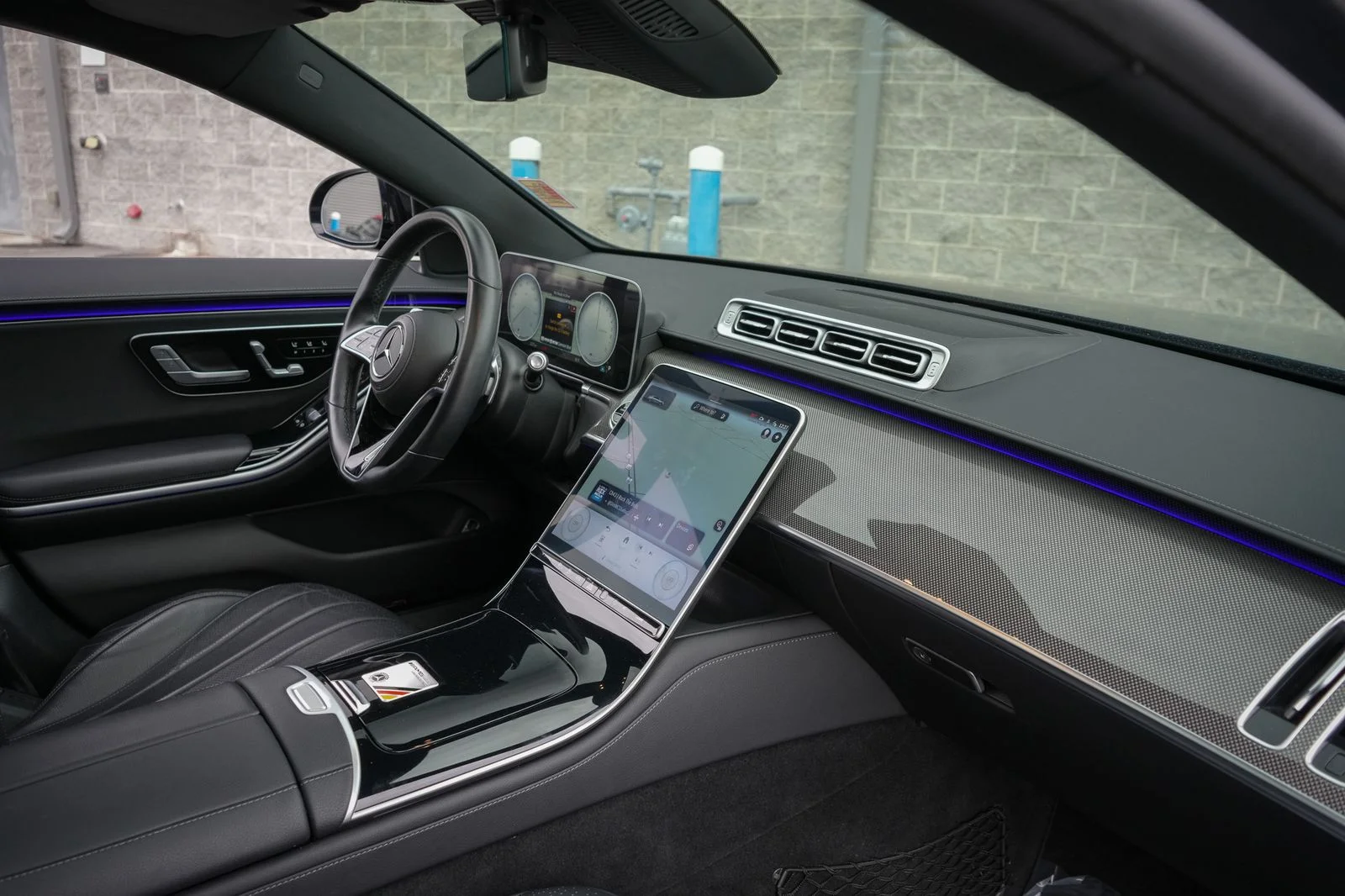 Used 2023 Black Mercedes-Benz S 580e image 38
