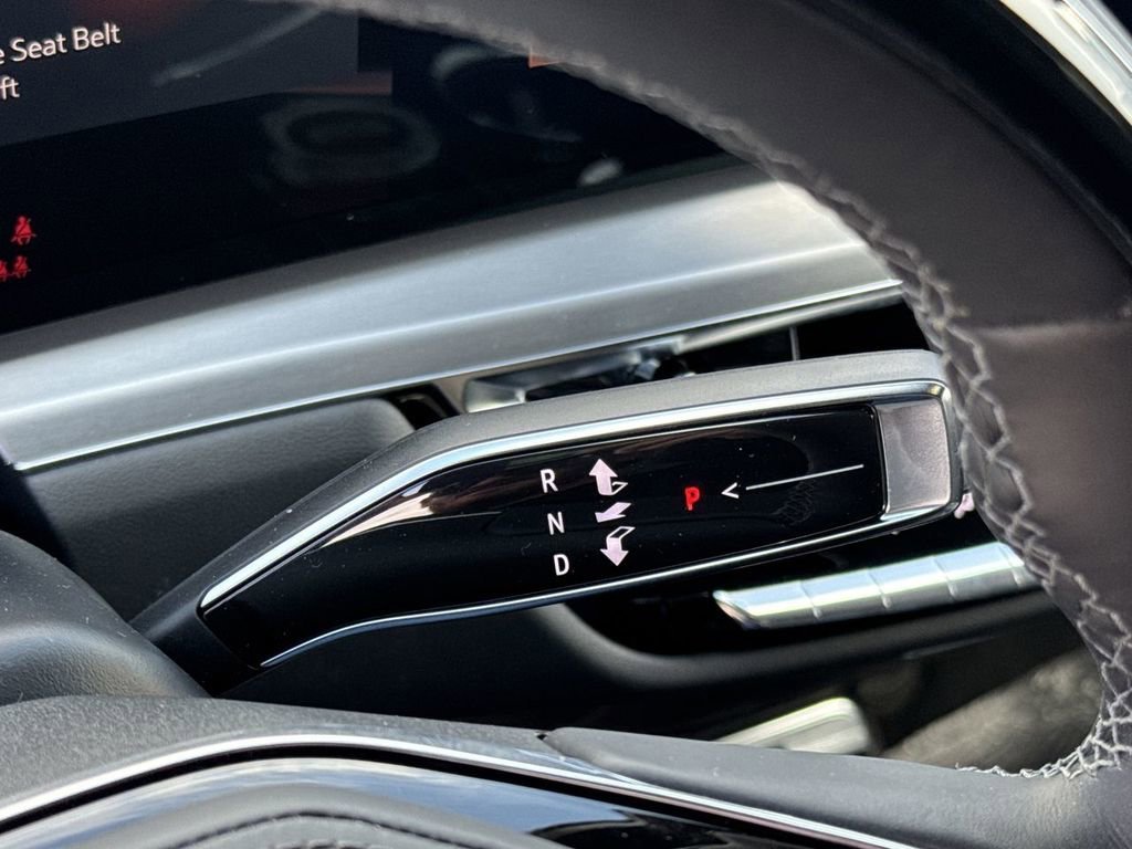 2026 Cadillac LYRIQ V Premium - Photo 20