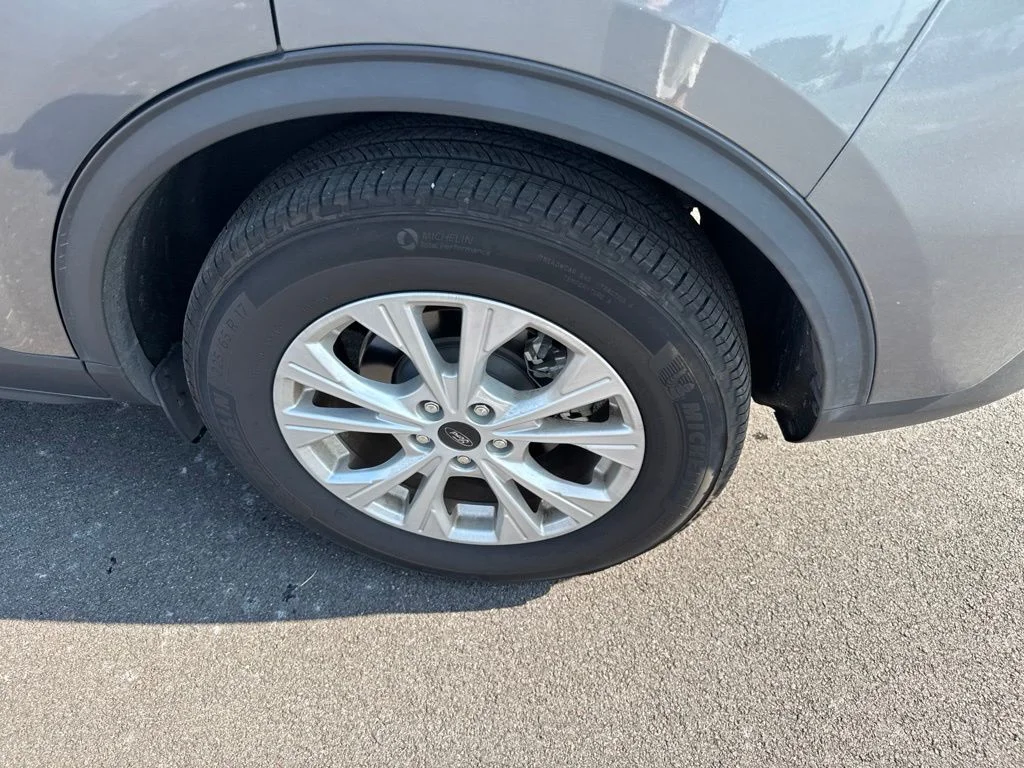 Used 2024 Gray Ford Active image 23