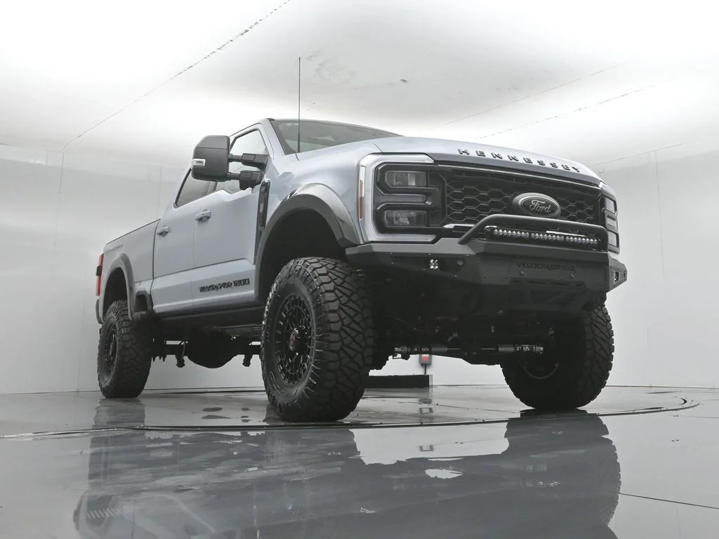 New 2026 Glacier Gray Metallic Tri-Coat Ford Lariat image 50