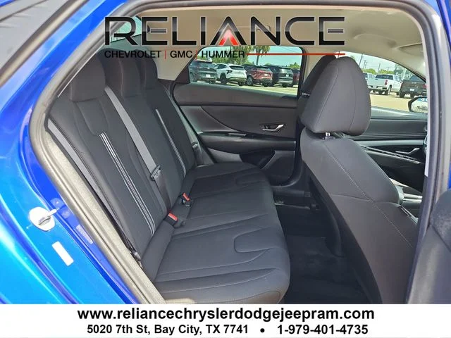 Used 2023 Blue Hyundai SEL image 14
