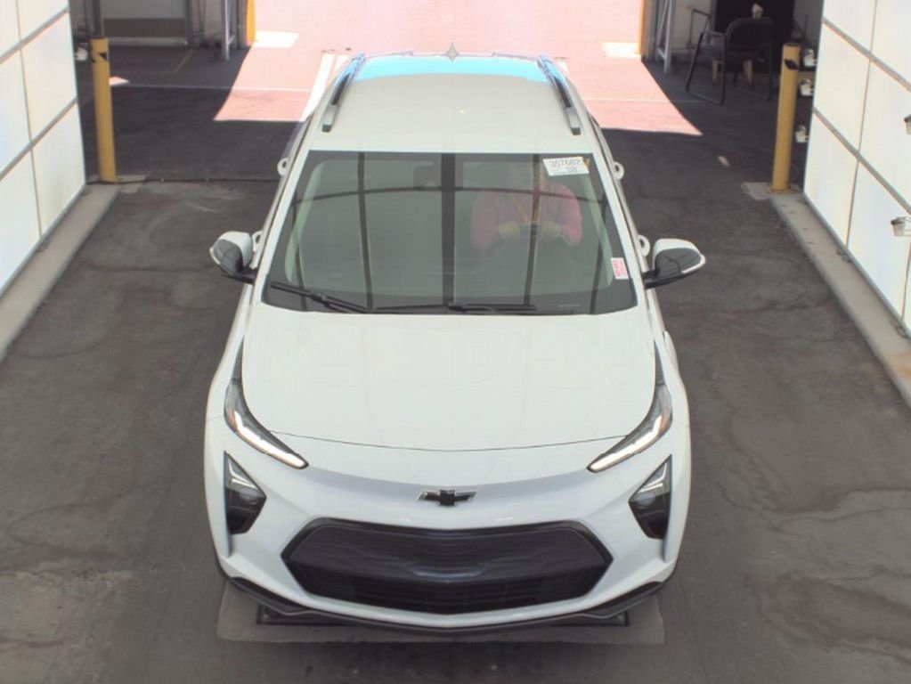 Used 2023 Chevrolet Bolt EUV LT with VIN 1G1FY6S01P4149550 for sale in Bedford, OH