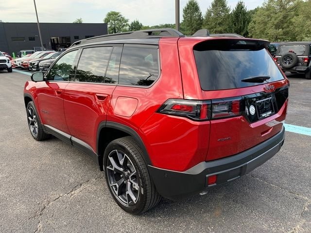 New 2026 Red Hot Pearl-Coat Exterior Paint Jeep Overland image 2