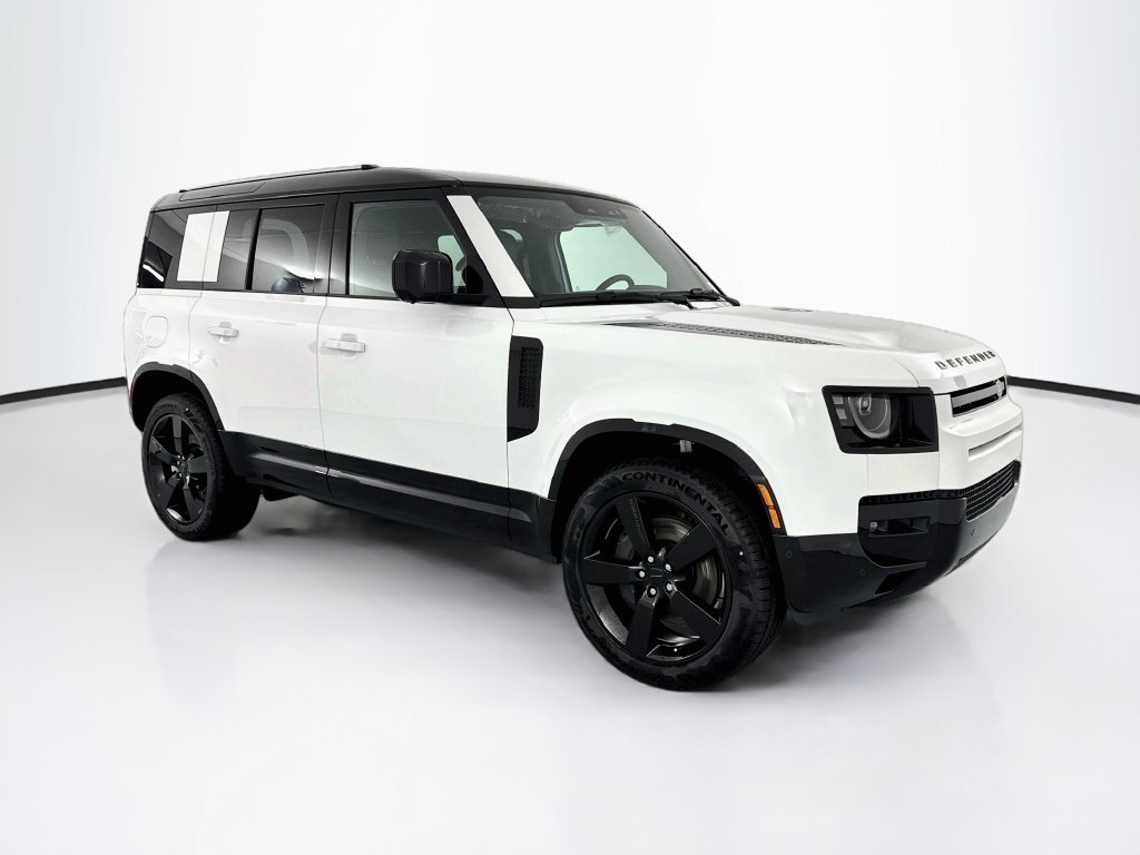 New 2026 Fuji White Land Rover X-Dynamic SE image 3