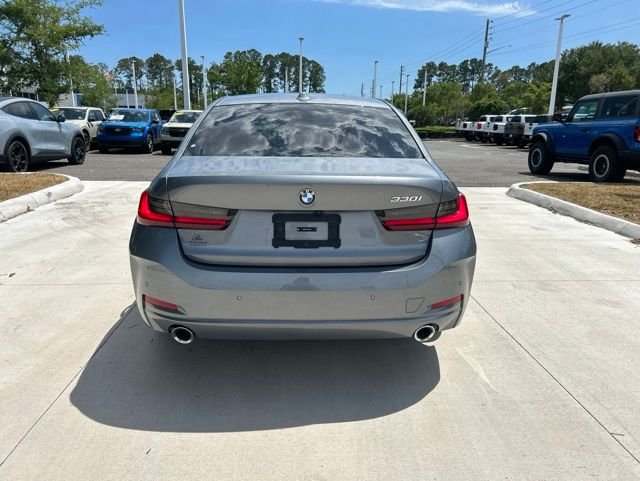 Used 2023 Gray BMW 330i image 5