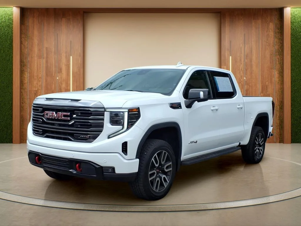 Certified Used 2022 White GMC AT4 image 27