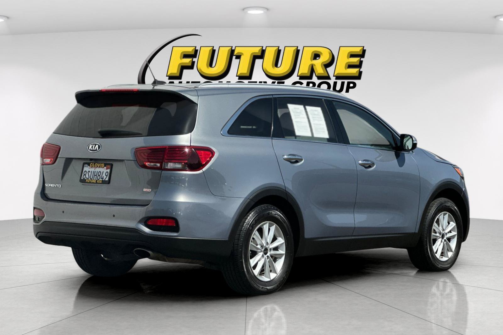 Used 2020 Silver Kia LX image 4