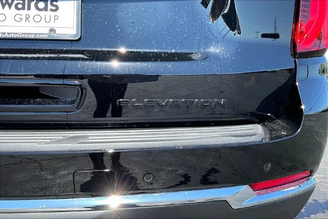 New 2026 Onyx Black GMC Elevation image 9