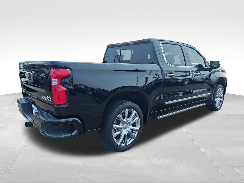 Used 2022 Black Chevrolet High Country image 10