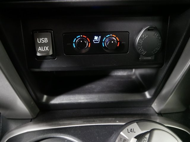 Used 2018 Nautical Blue Metallic Toyota Limited image 29