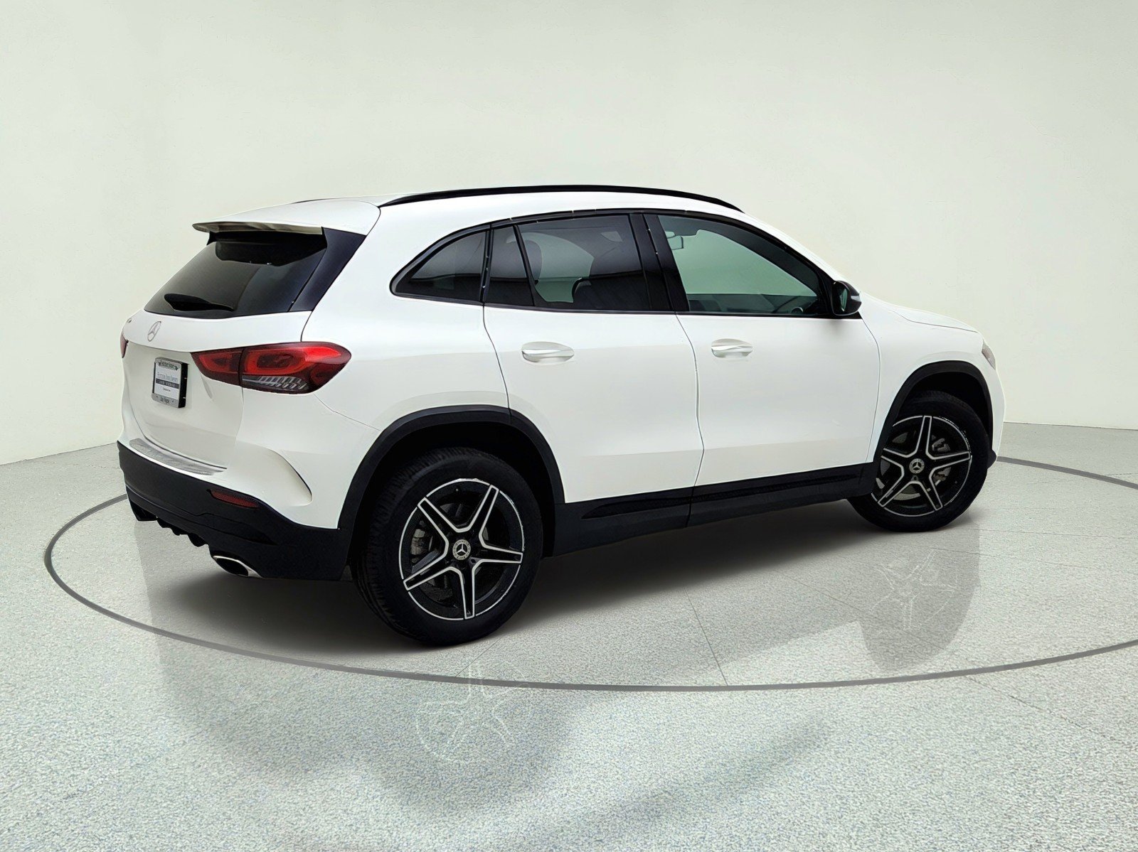 Certified Used 2023 Polar White Mercedes-Benz GLA 250 image 8