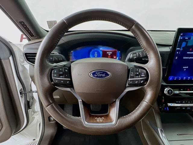 Used 2022 White Ford King Ranch image 12