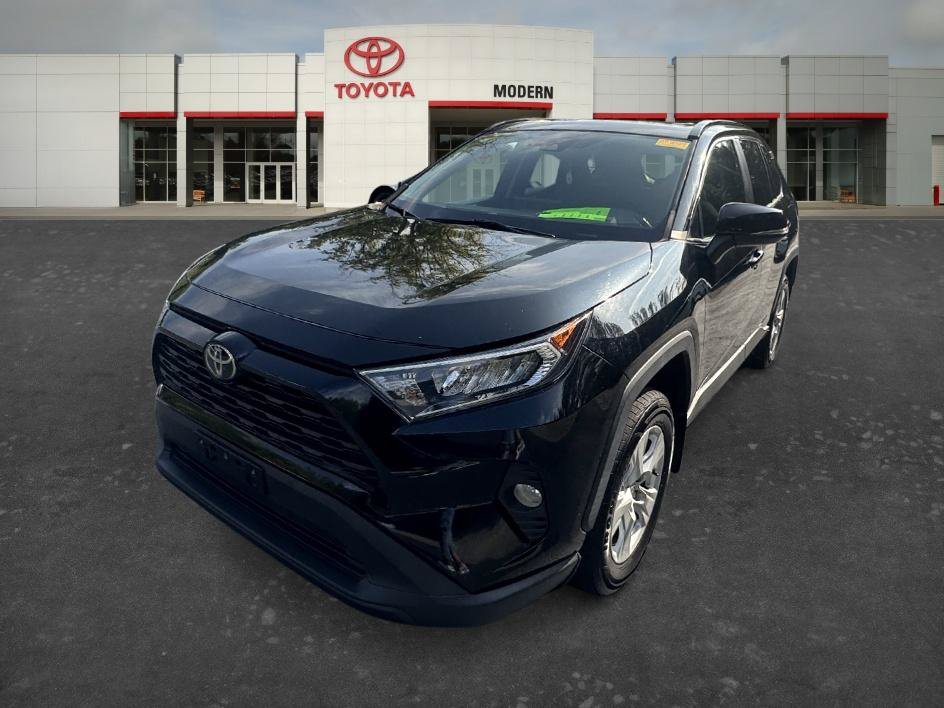 Used 2020 Midnight Black Metallic Toyota XLE image 3