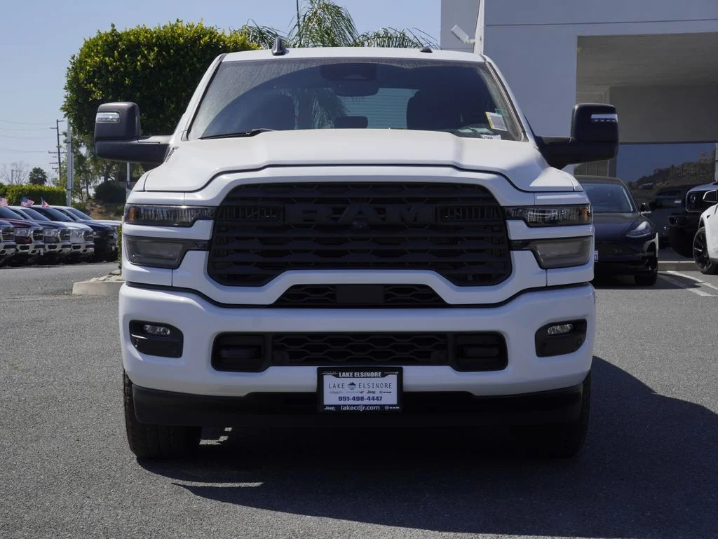 New 2026 Bright White Clear-Coat Exterior Paint RAM Big Horn image 9
