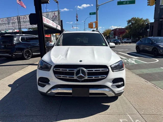 Used 2024  Mercedes-Benz GLE 450e image 11
