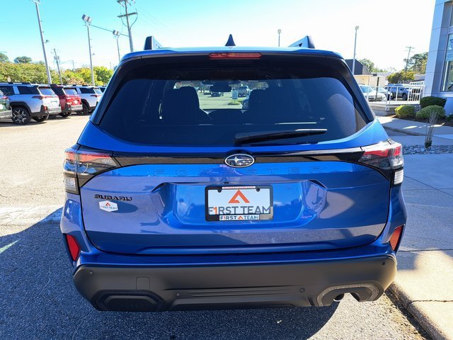 2026 Subaru FORESTER LIMITED SUV Slide 4