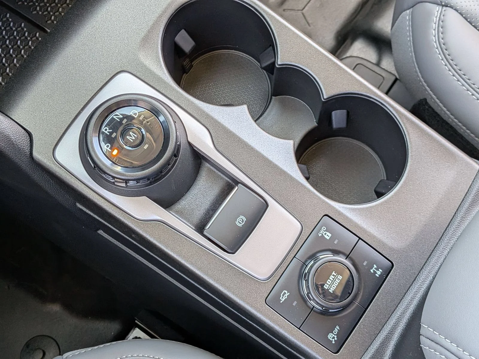New 2026 Oxford White Ford Badlands® image 18