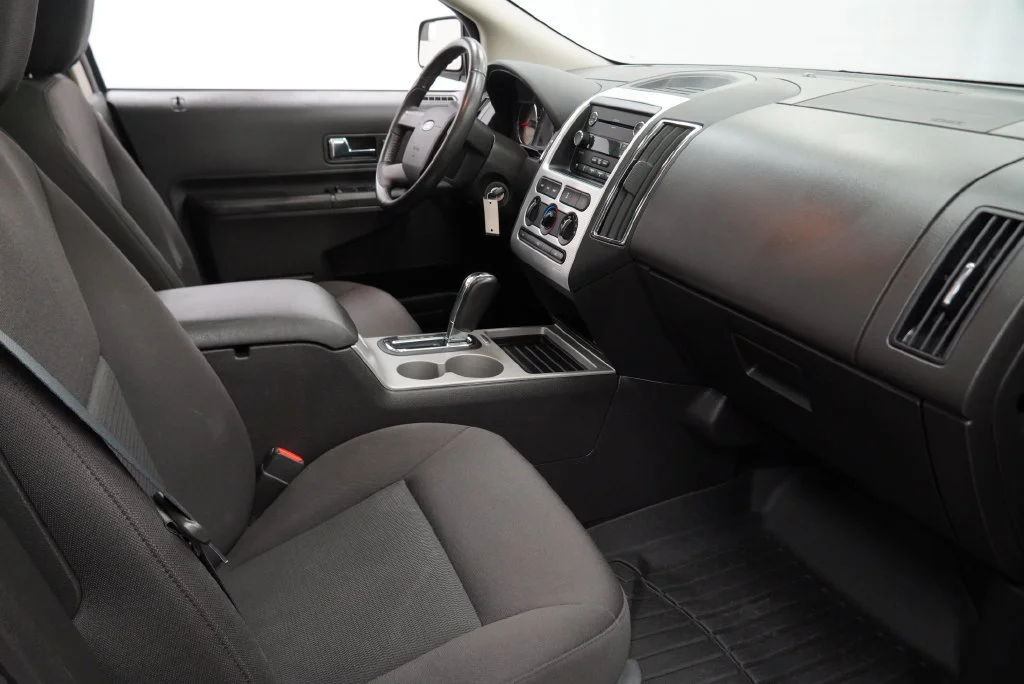 Used 2010 Black Ford SEL image 38