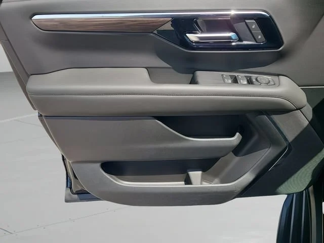 New 2026 Black Chevrolet LS image 19
