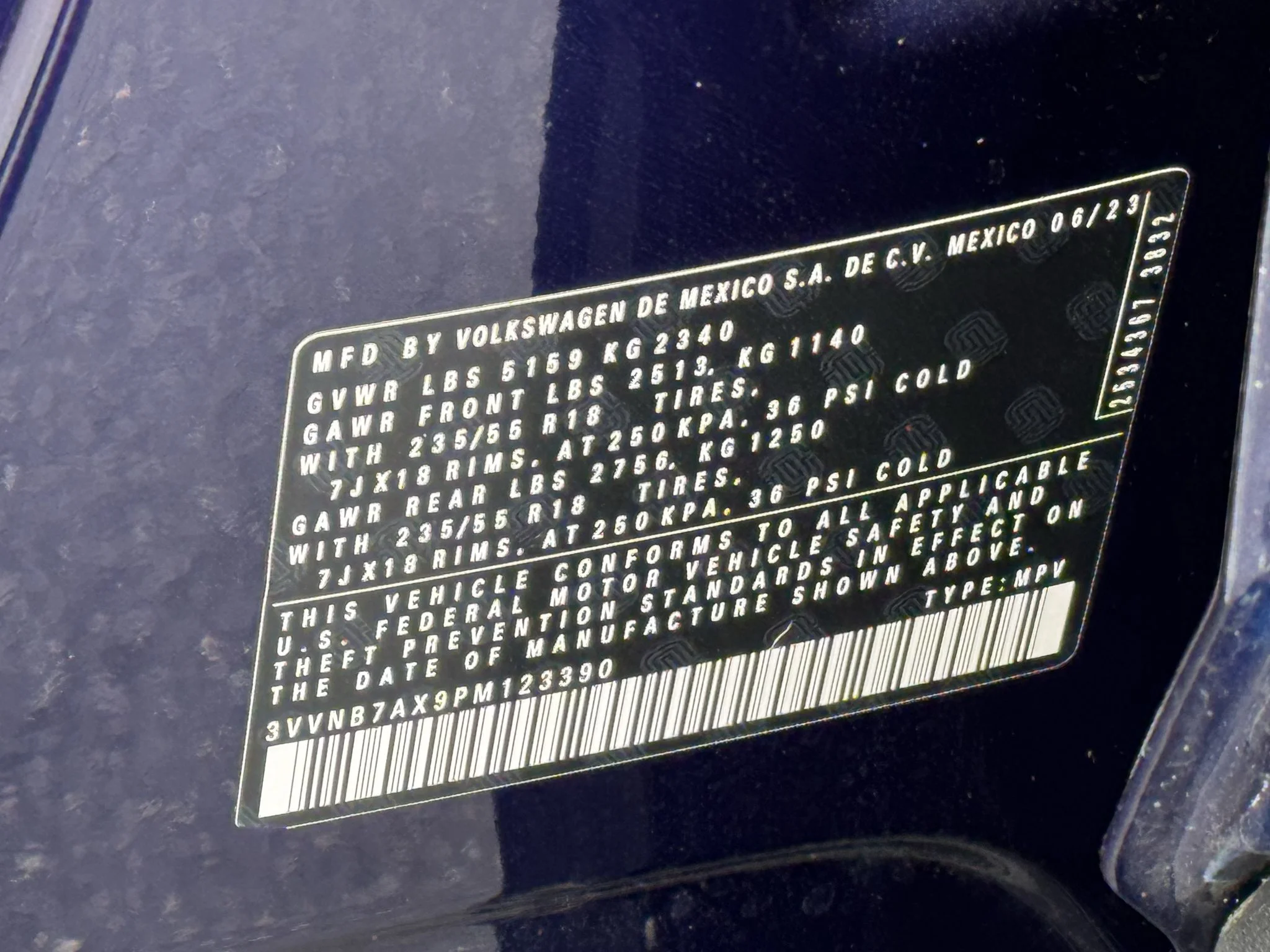 Used 2023 Atlantic Blue Metallic Volkswagen SE image 36
