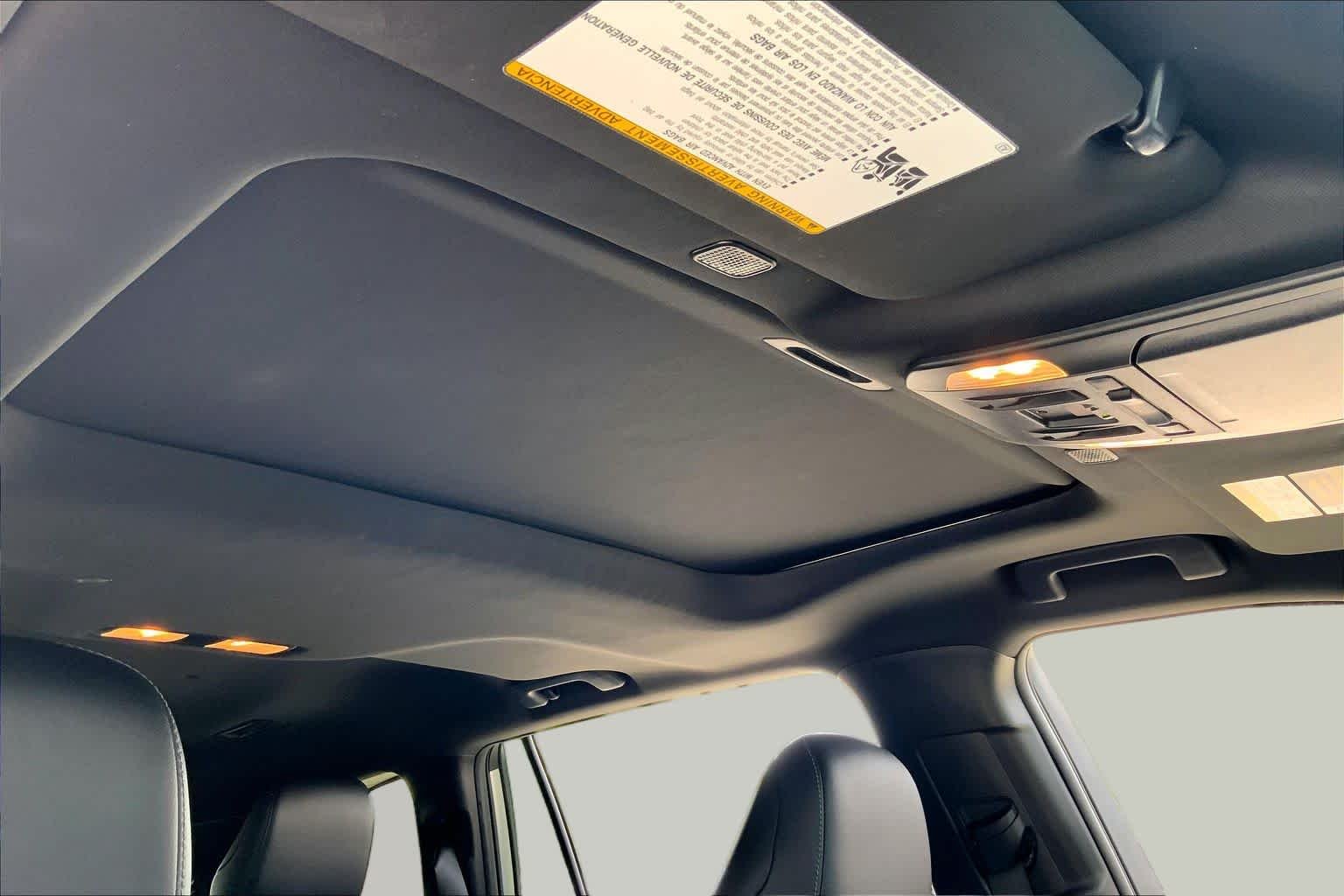 2024 Toyota Highlander XSE - Photo 14