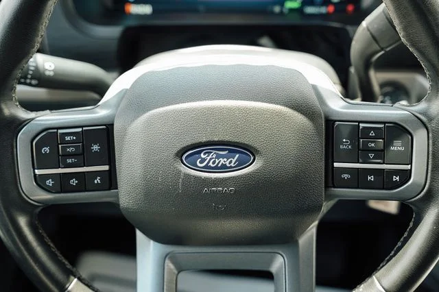 Used 2024 Blue Metallic Ford XLT image 9